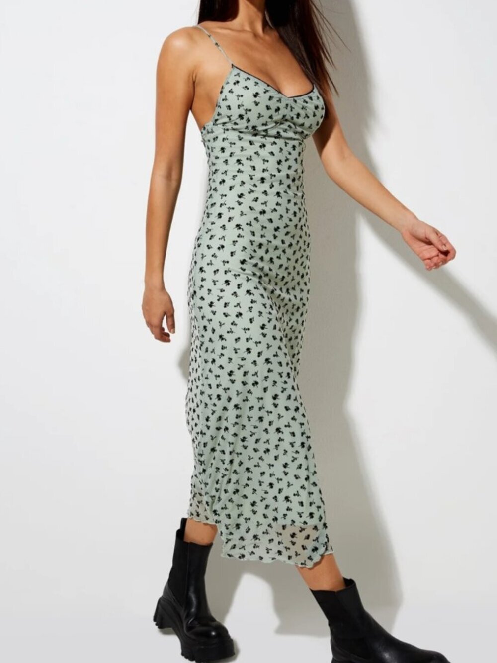Motel Rocks Cotina Midi Dress in Sage Flower Buds Black Flock Small